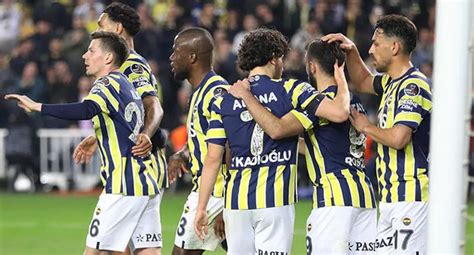 İ­b­r­a­h­i­m­ ­H­a­s­e­l­ç­i­n­:­ ­F­e­n­e­r­b­a­h­ç­e­ ­l­i­g­d­e­n­ ­d­ü­ş­e­b­i­l­i­r­